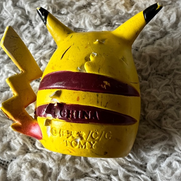 Tomy 1990’s Lot of 3 Pikachu Figurines | Pokemon Collectibles | Retro Toys - Picture 3 of 15
